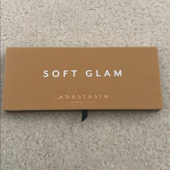 Anastasia Beverly Hills Other - Anastasia Soft Glam Eyeshadow Palette Brand New